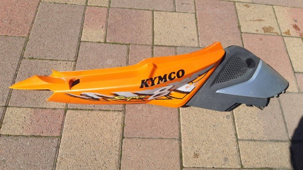 Kymco Super 8 ülés alatti idom jobb