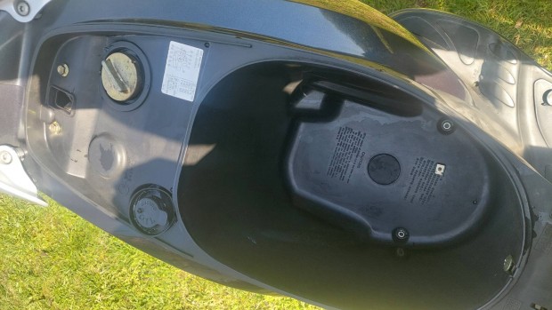 Kymco Vitality 50 2T Robogó alkatrészek 7300km
