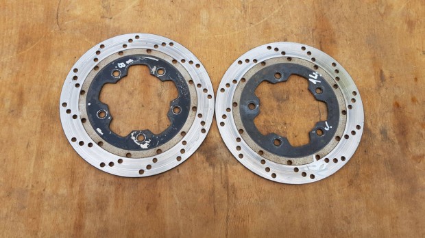 Kymco Xciting 250 - 500 els� f�kt�rcsa p�r