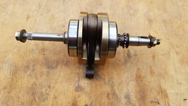 Kymco Xciting 250 f�tengely