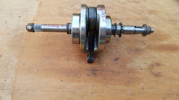 Kymco dink 125 - 150 ftengely