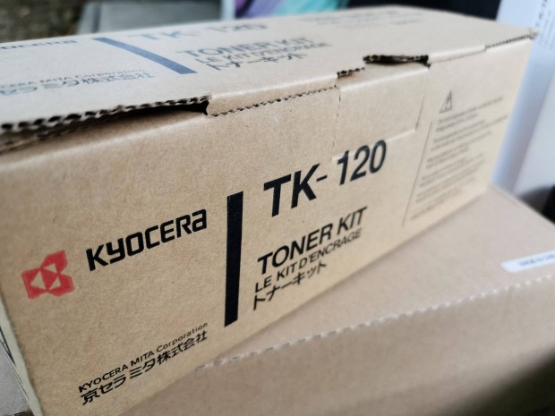 Kyocera TK-120 toner