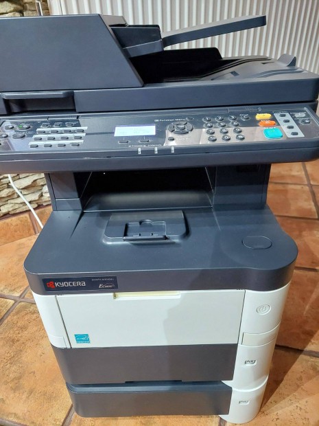 Kyocera lzer nyomtat M3040dn MFP lzernyomtat