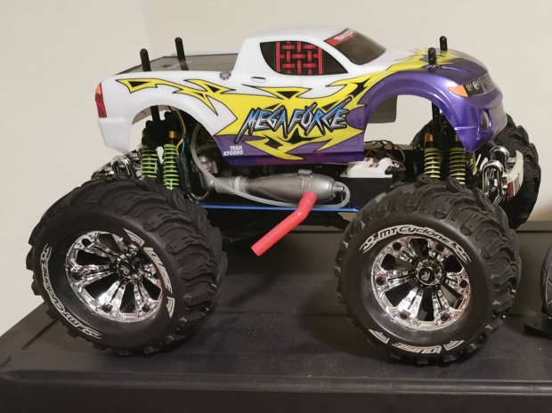 Kyosho Mega Force 1/8 monster RC modell aut 