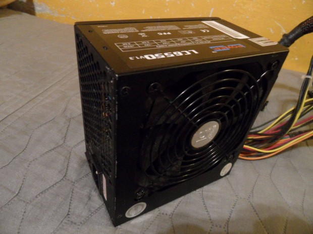 LC Power 550W - halk