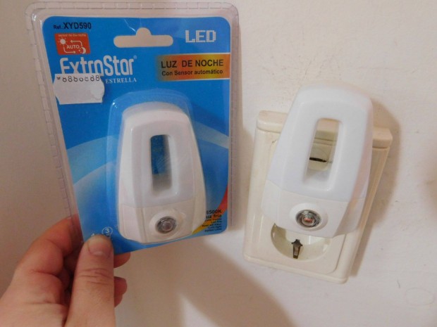 LED-es alkonykapcsolós éjszakai irányfény, 1 Watt fogyasztás, új