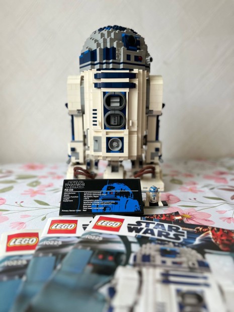 LEGO 10225 - Star Wars R2-D2