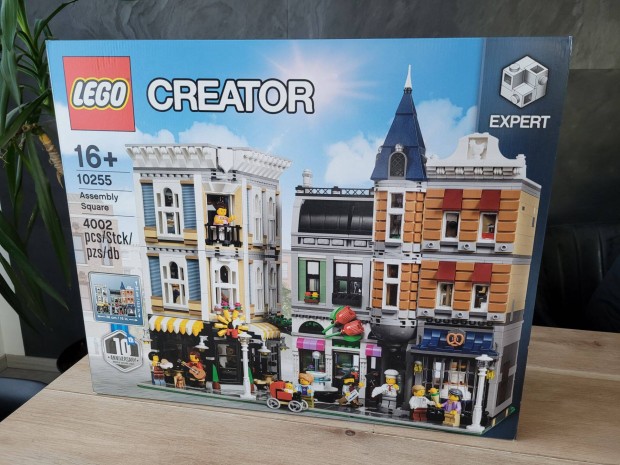 LEGO 10255 Piactr