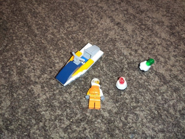 LEGO 30363 City - Race Boat polybag nincs lers hinytalan 750