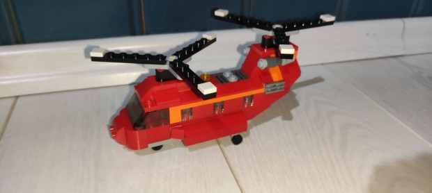 LEGO 31003 - Red Rotors