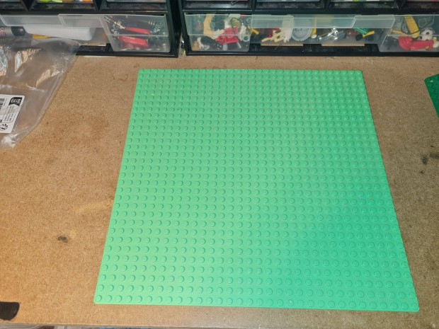 LEGO 32x32 Medium green alaplap 3000