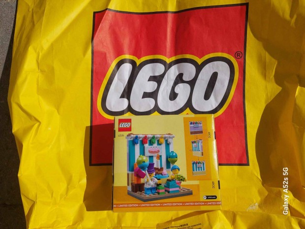 LEGO 40584 Limited Edition Szlinapi diorma