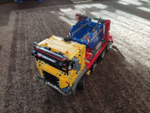 LEGO 42024 Technic - Container Truck nincs lers hinytalan 28000