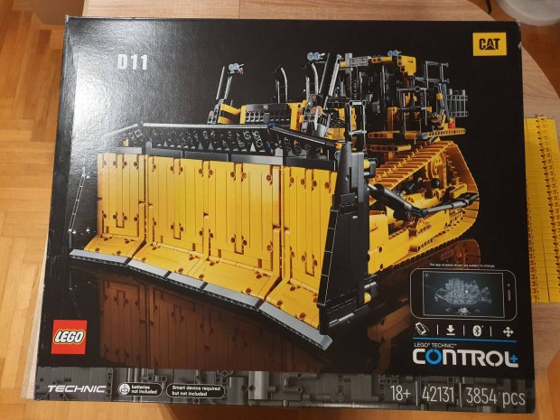 LEGO 42131 Cat D11 Bulldozer- teljes dobozzal s lerssal