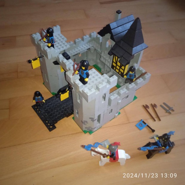 LEGO 6074 Fekete slyom erd, kastly, vr, Black Falcon's Fortress