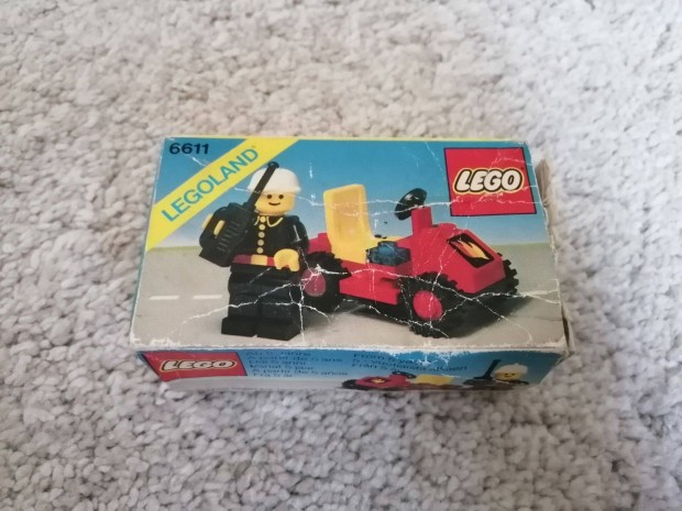 LEGO 6611 fire chief's car classic town