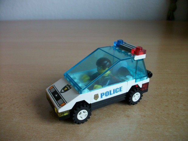 LEGO 6625 rendőrautó