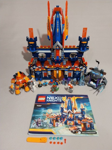 LEGO 70357 Nexo Knights Knighton Castle