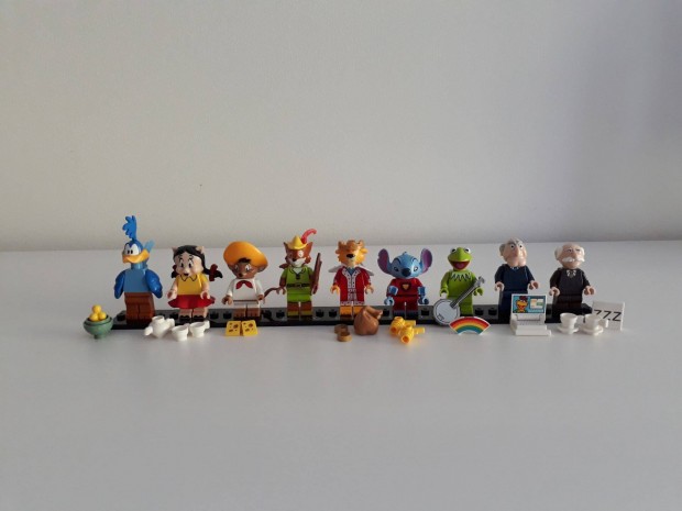 LEGO 71030 Looney Tunes , 71033 The Muppets , 71038 Disney 100 j