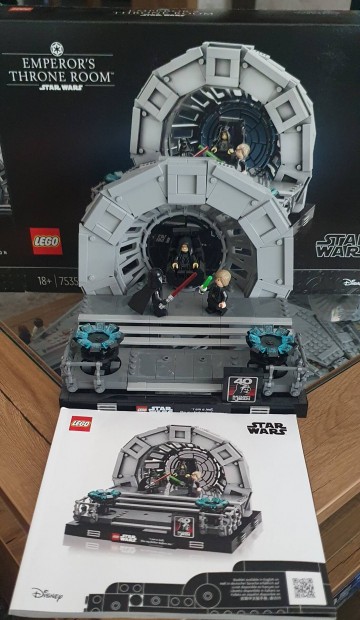 LEGO 75352 Star Wars csszri trnterem