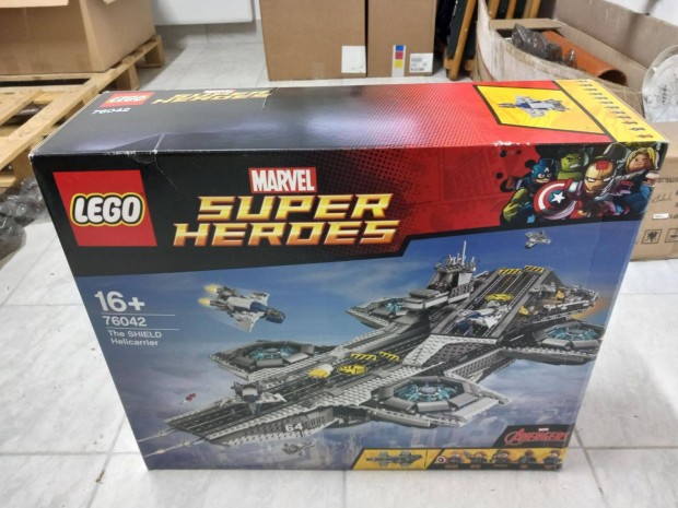 LEGO 76042 Super Heroes Avengers Bosszullk Helicarrier j