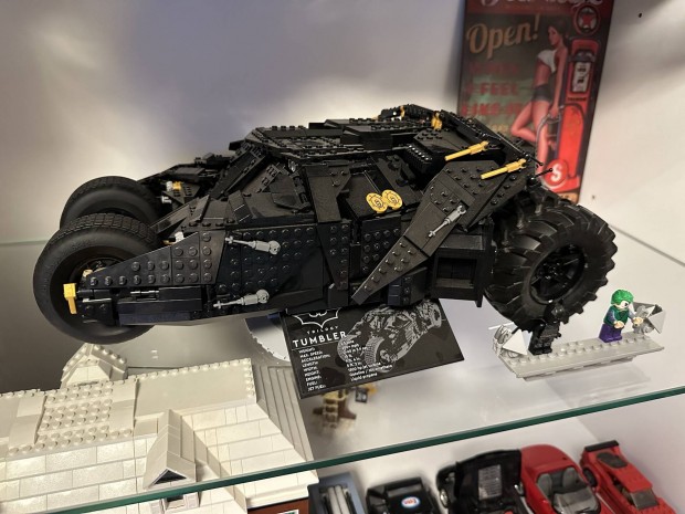LEGO 76240 Batman Batmobile Tumbler