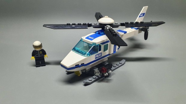 LEGO 7741 - Rendrsgi helikopter