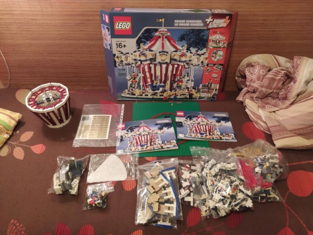 LEGO Advanced Models 10196 Grand Carousel