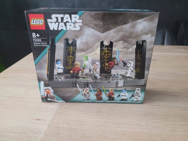 LEGO Ahsoka Tano prbaja a Peridea bolygn 75385