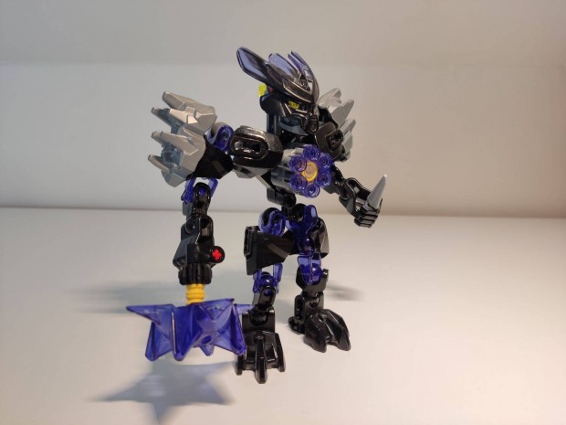 LEGO Bionicle - A Fld vdelmezje (70781)