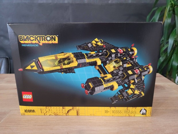 LEGO Blacktron Renegade rhaj 10355