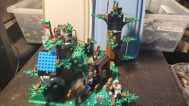 LEGO Castle 6079 Dark Forest Fortress