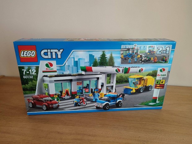 LEGO City - Benzinkt (60132)