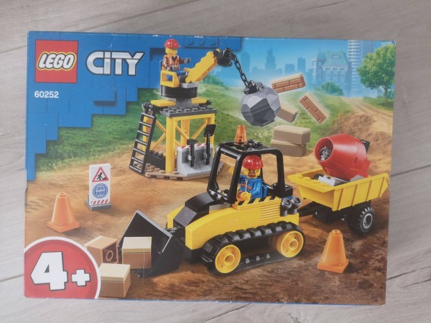 LEGO City - ptipari buldzer (60252)