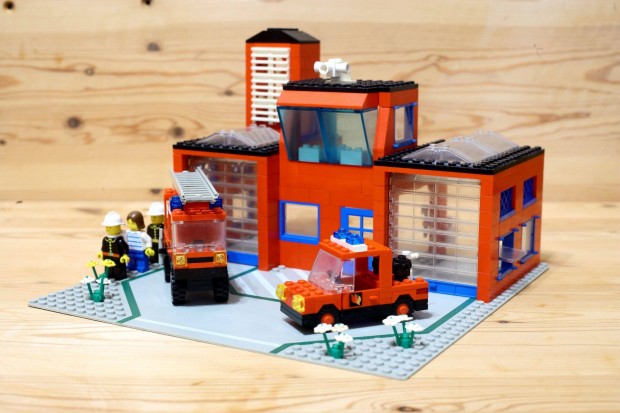 LEGO Classic Town 6385 - Fire House