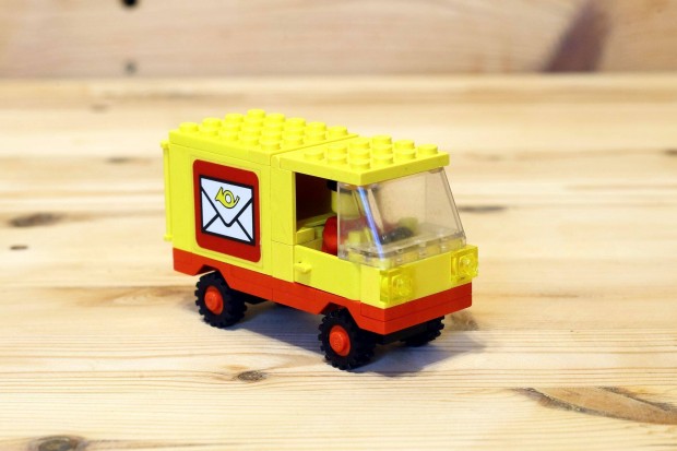 LEGO Classic Town 6651 - Post Office Van