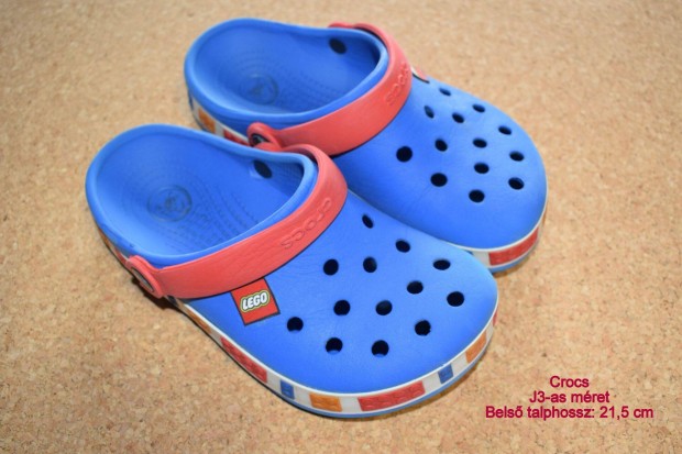 LEGO Crocs papucs