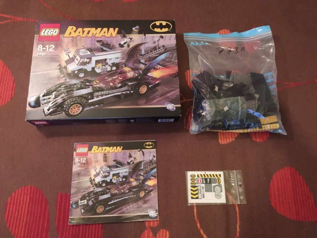 LEGO DC Super Heroes 7781 The Batmobile: Two-Face's Escape