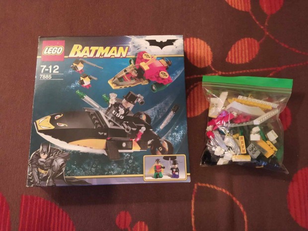 LEGO DC Super Heroes 7885 Robin's Scuba Jet: Attack of The Penguin