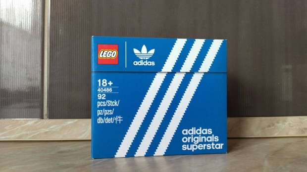 LEGO Exclusive 40486 - Adidas Superstar Mini (j)