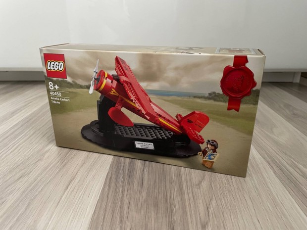 LEGO Exclusive - 40450 Tisztelgs Amelia Earhart eltt (Bontatlan)