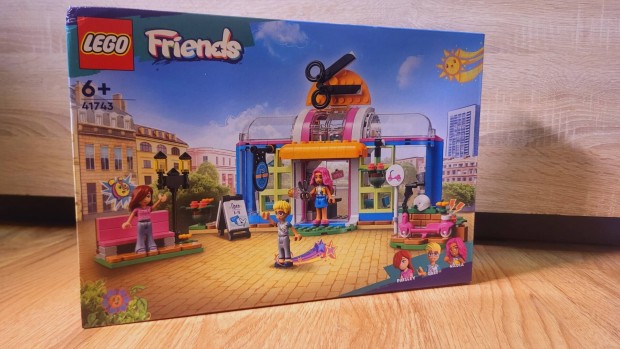 LEGO Friends - Hajszalon (41743)