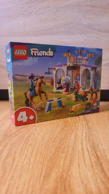 LEGO Friends - j lovasiskola (41746)