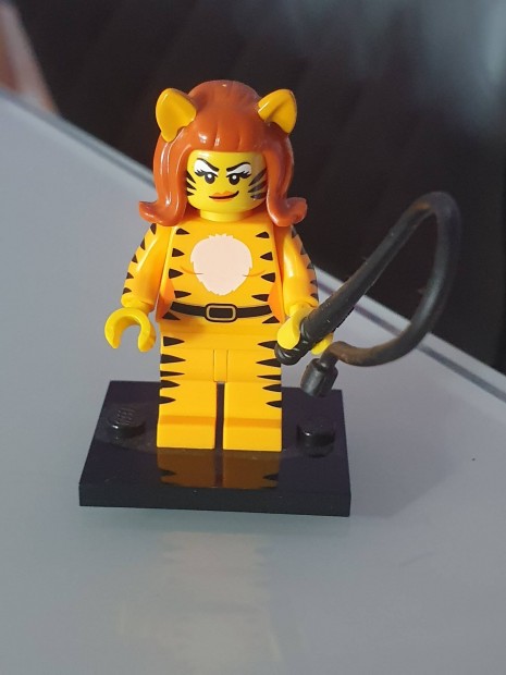 LEGO Gyjthet Minifigurk 14. Szria (Szrnyek) 2015