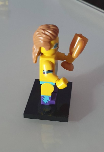 LEGO Gyűjthető Minifigurák 15. Széria - Pankrátor (2016)