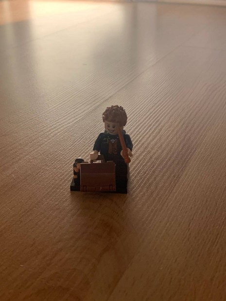 LEGO Harry Potter Newt Scamander Minifigura 71022-17