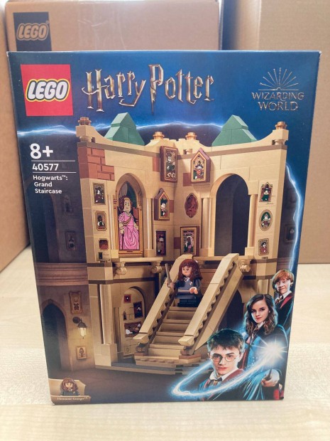 LEGO Harry Potter Roxfort Nagy Lpcs (40577) j s bontatlan elad