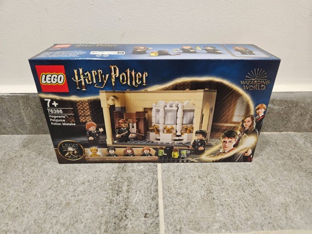 LEGO Harry Potter - Roxfort - Szzfl-fzet kis hibval 76386 j