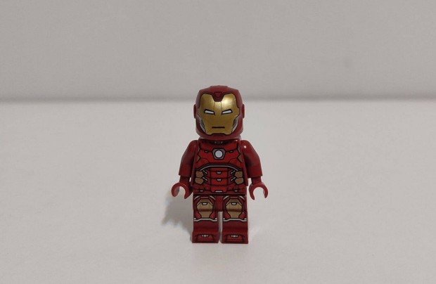 LEGO Iron Man (Vasember) minifigura (sh0612)