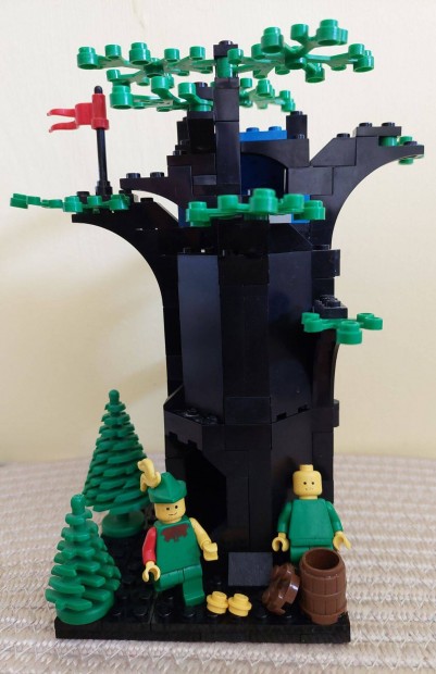 LEGO Legoland 6054 Erdei bvhely Forestmens Hideout